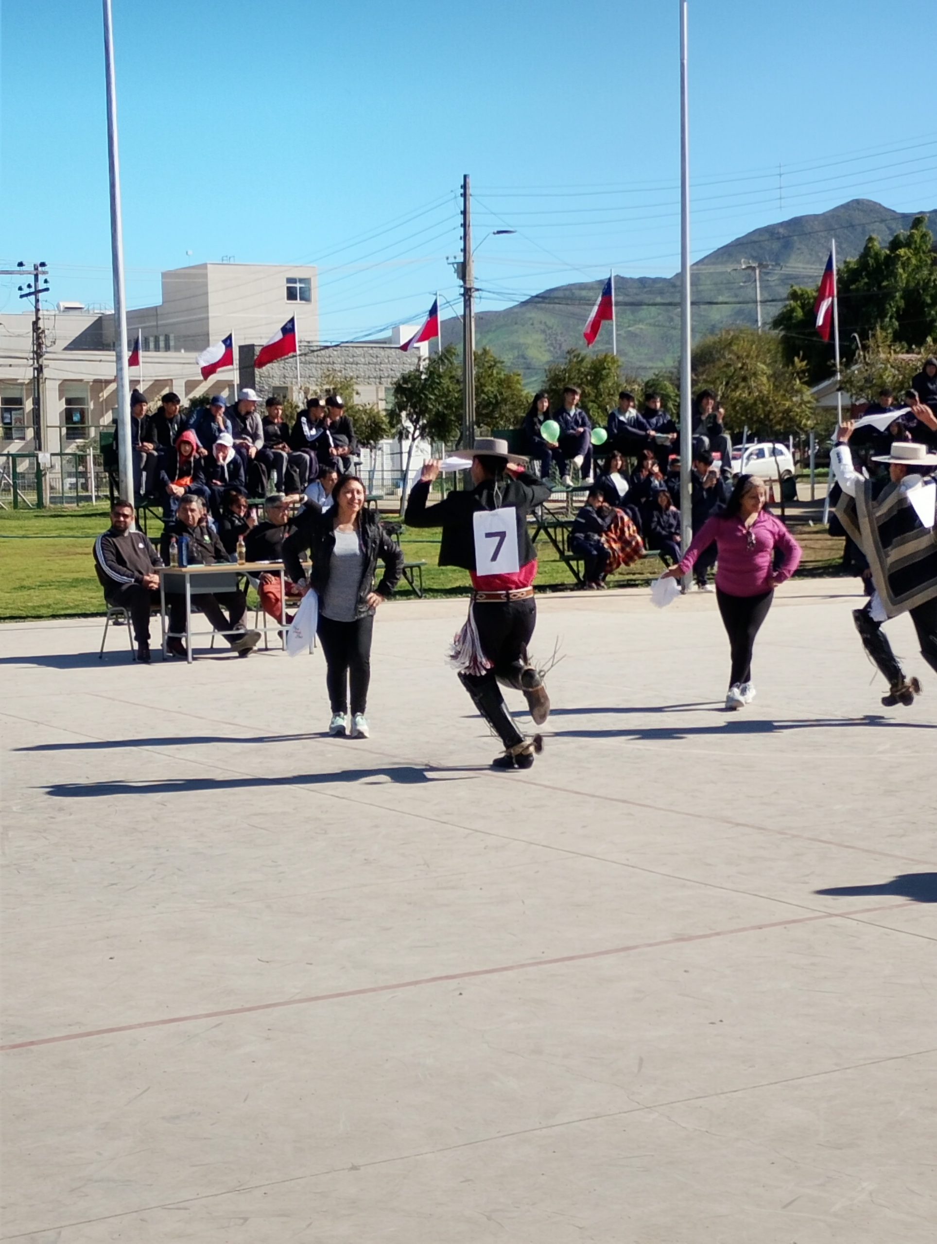 Concurso interno de cueca