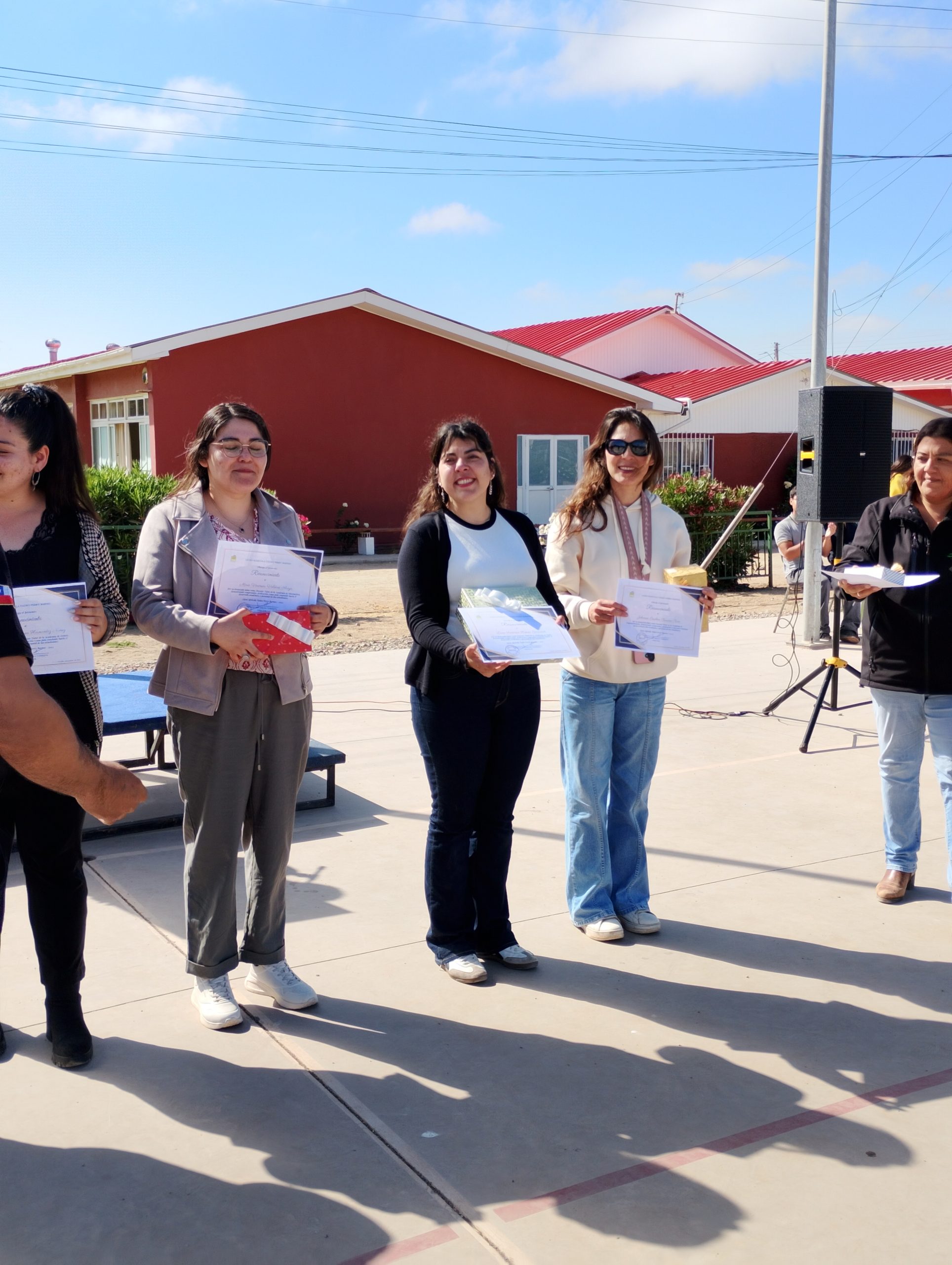 Con un Acto se realiza premiación de Alumnos destacados del año 2025